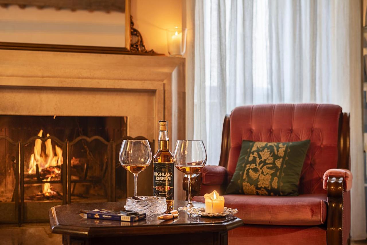 Borgo Agli Scudi Suite&Breakfast 캄필리아 마리티마 외부 사진