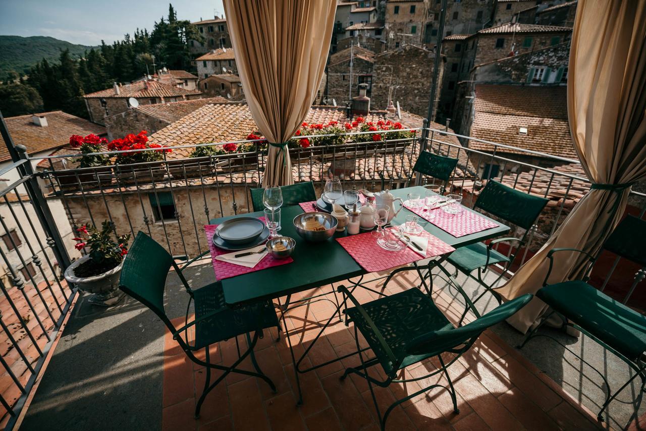 Borgo Agli Scudi Suite&Breakfast 캄필리아 마리티마 외부 사진